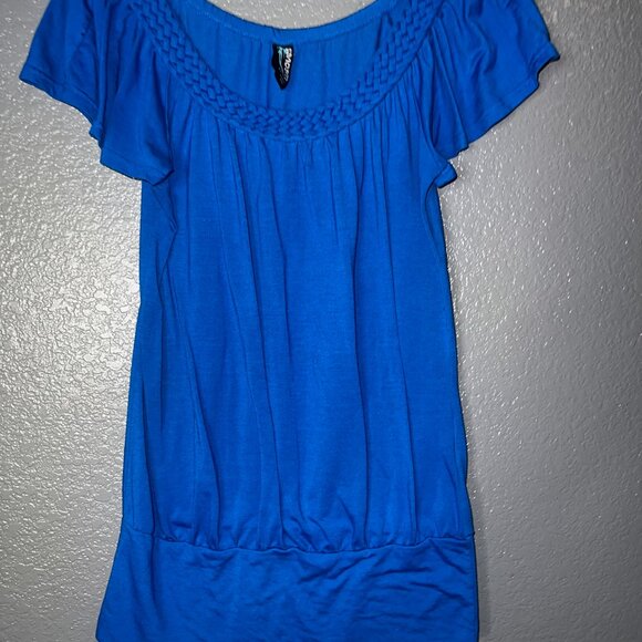 Weaver Blue Short Sleeve Tunic Top Women’s Small Smocked Neck Boho Style - Picture 6 of 7